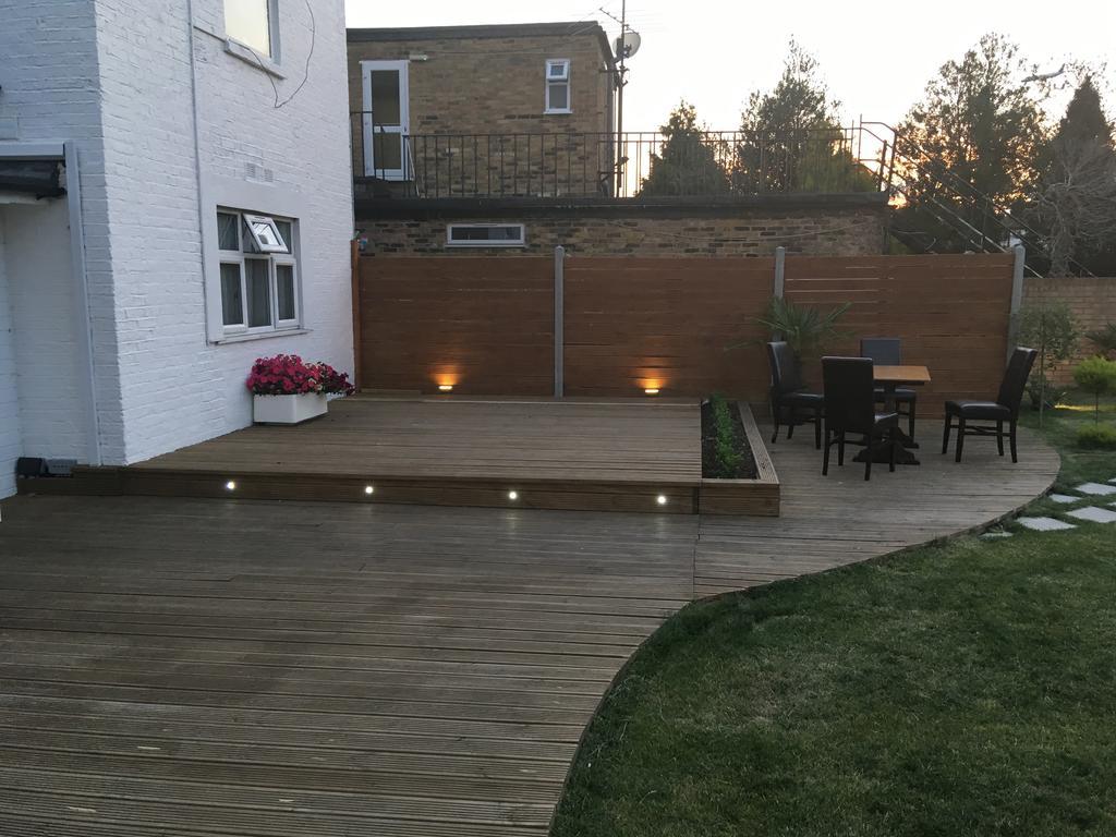 Oyo Firs Lodge London Heathrow Гаунслоу Екстер'єр фото